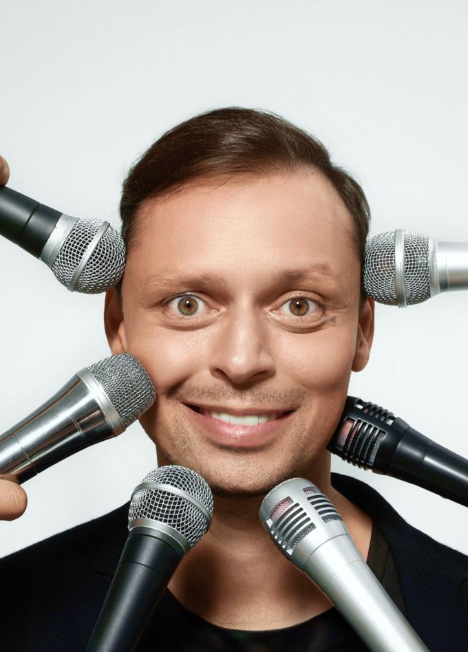 Виктор Комаров